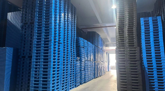 为什么塑料托盘是新能源行业必备仓储工具？