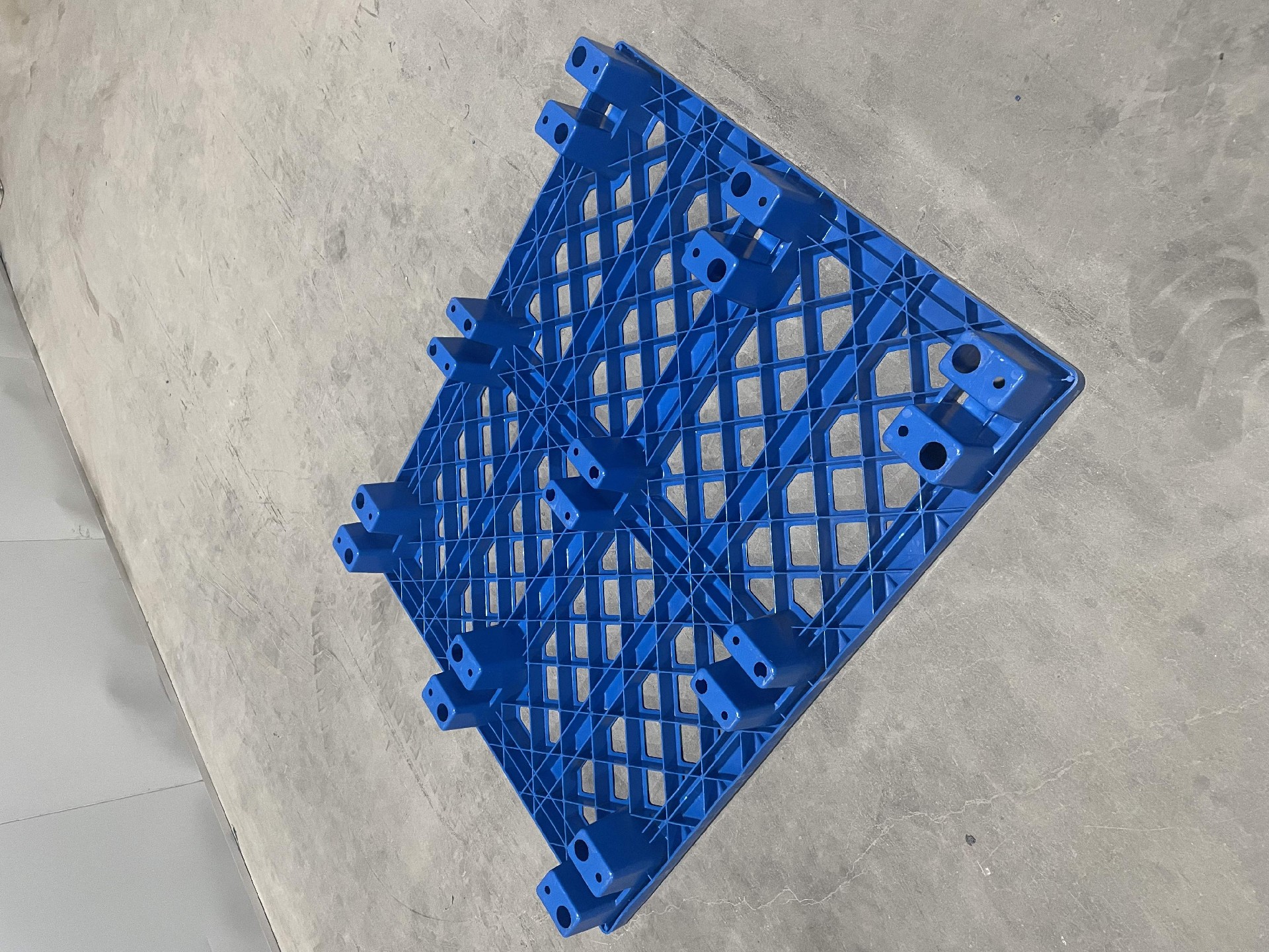 关于塑料托盘的看法